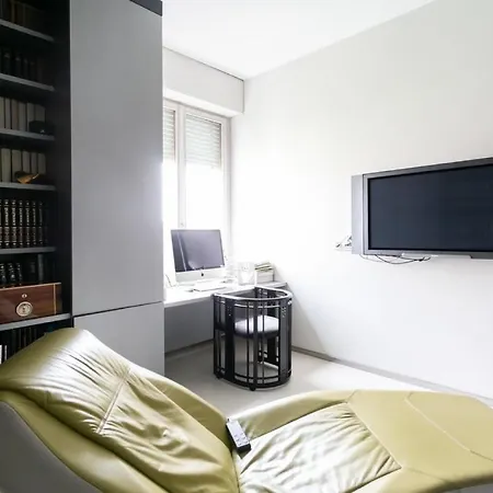 Penthouse Eleganza 4-bedroom 別荘 ミラノ